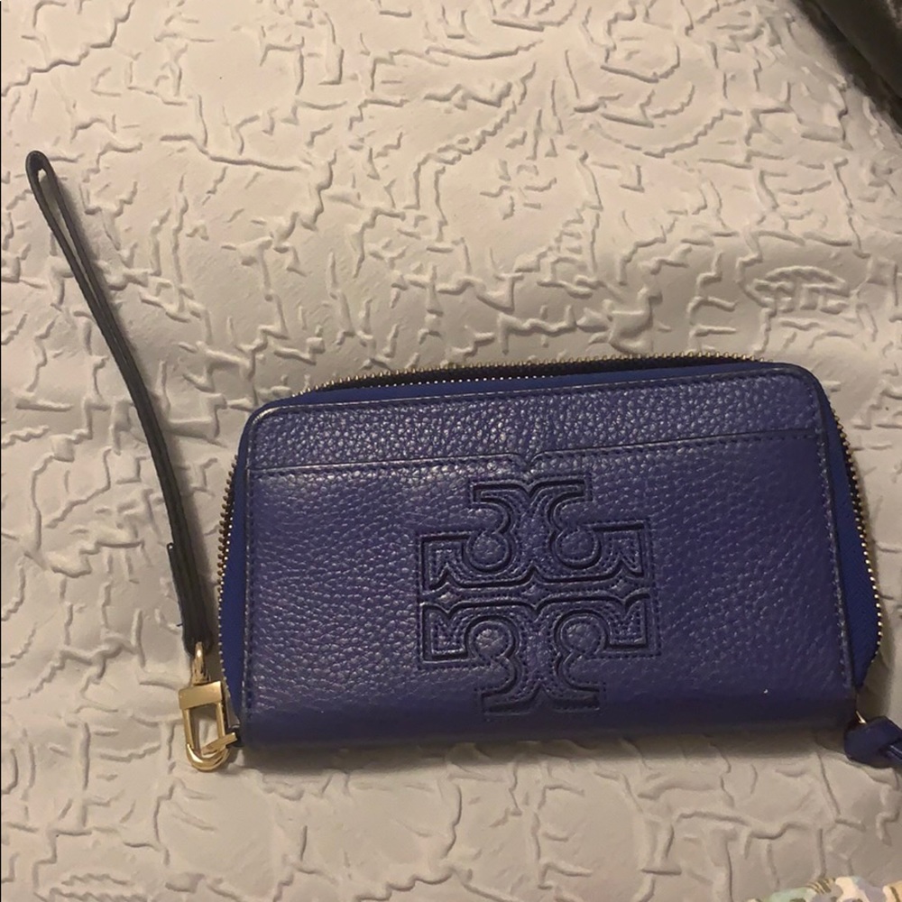 Tory Burch wristlet wallet phone wristlet.